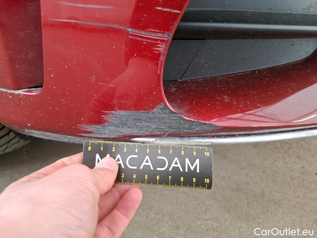  Mercedes  C-Klasse MERCEDES-BENZ Classe C Berline / 2018 / 4P / Berline C 200 d AMG Line #5