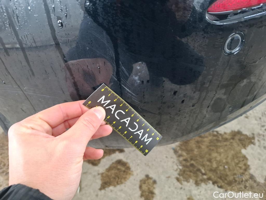  Mercedes  A-Klasse MERCEDES BENZ Classe A Compact  2018  5P  Berline A 250 e Business Line 8G DCT #5