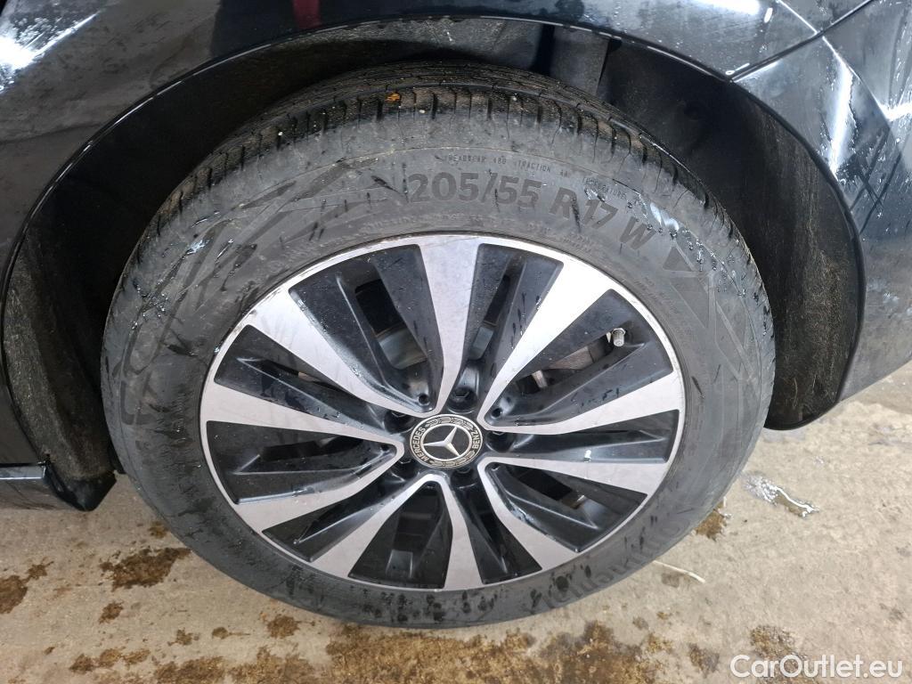  Mercedes  A-Klasse MERCEDES BENZ Classe A Compact  2018  5P  Berline A 250 e Business Line 8G DCT #25