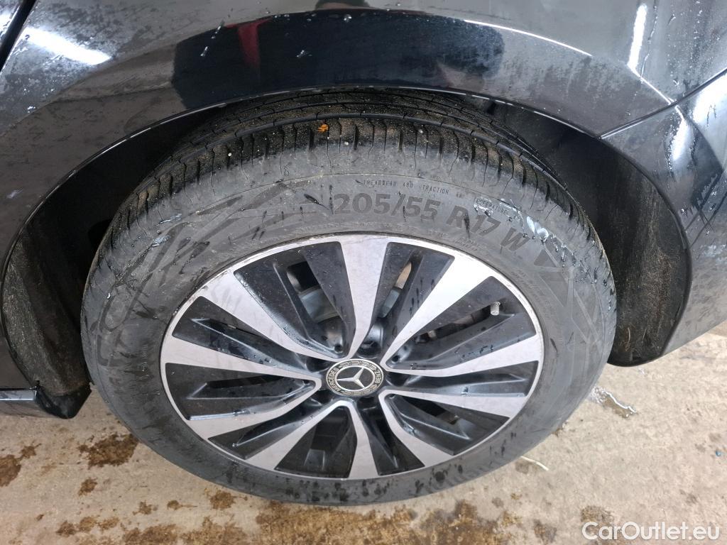  Mercedes  A-Klasse MERCEDES BENZ Classe A Compact  2018  5P  Berline A 250 e Business Line 8G DCT #24