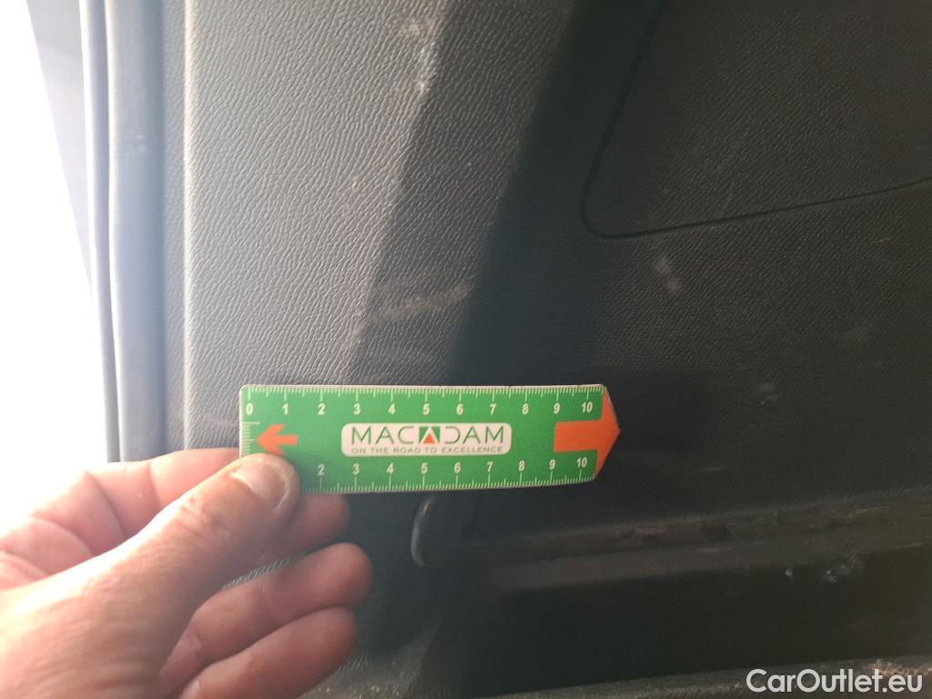  Peugeot  3008  Active Business 1.5 HDi 130CV BVA8 E6d #50