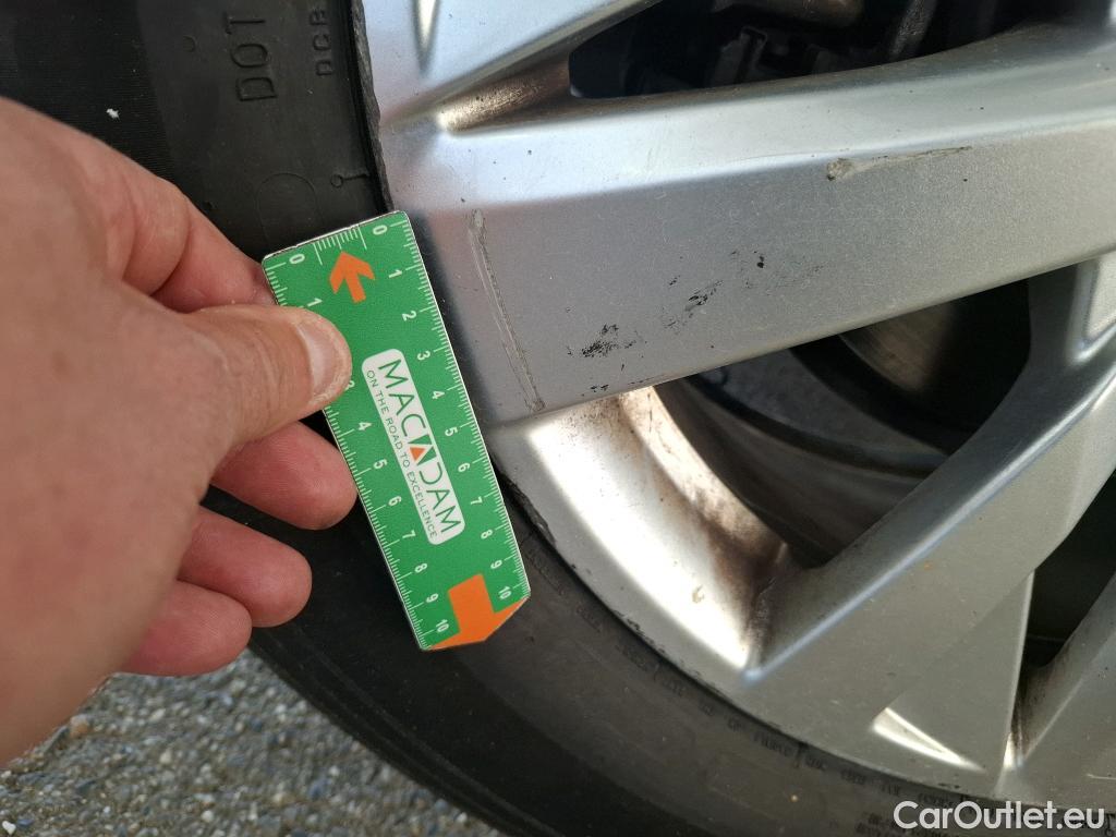  Peugeot  3008  Active Business 1.5 HDi 130CV BVA8 E6d #33