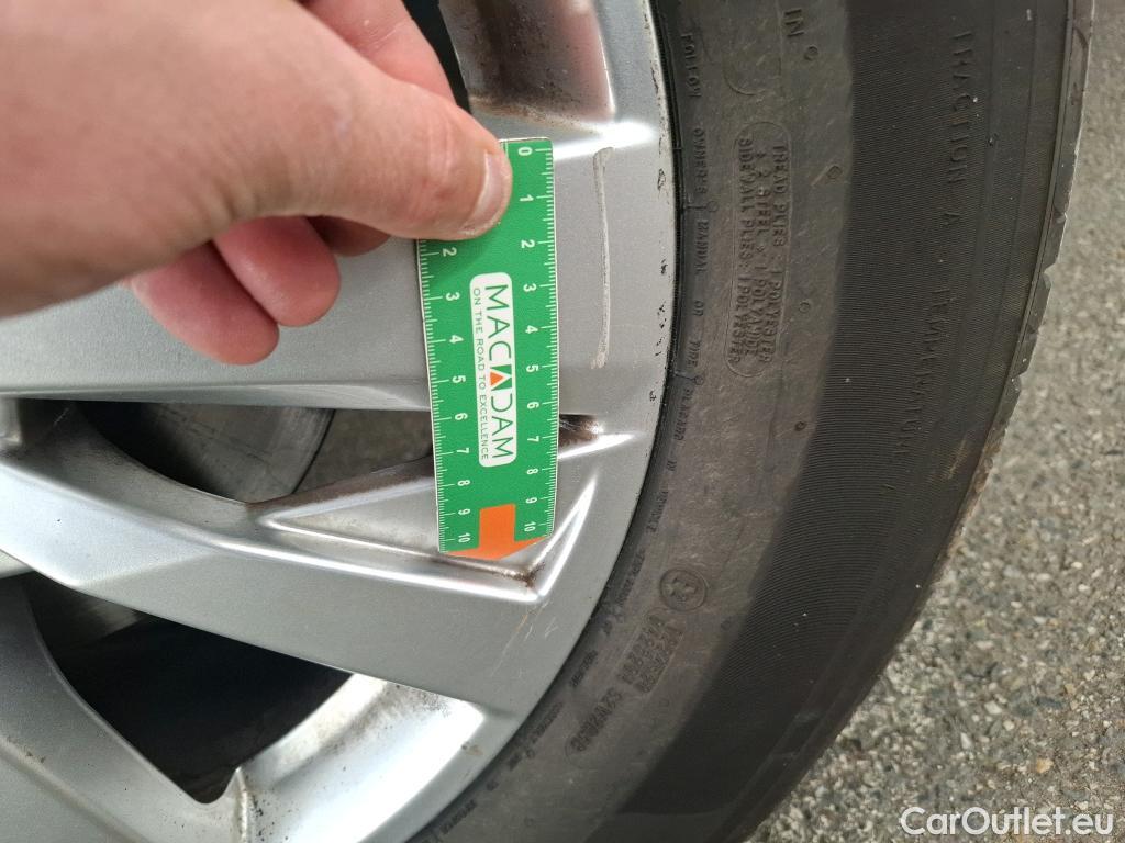  Peugeot  3008  Active Business 1.5 HDi 130CV BVA8 E6d #17