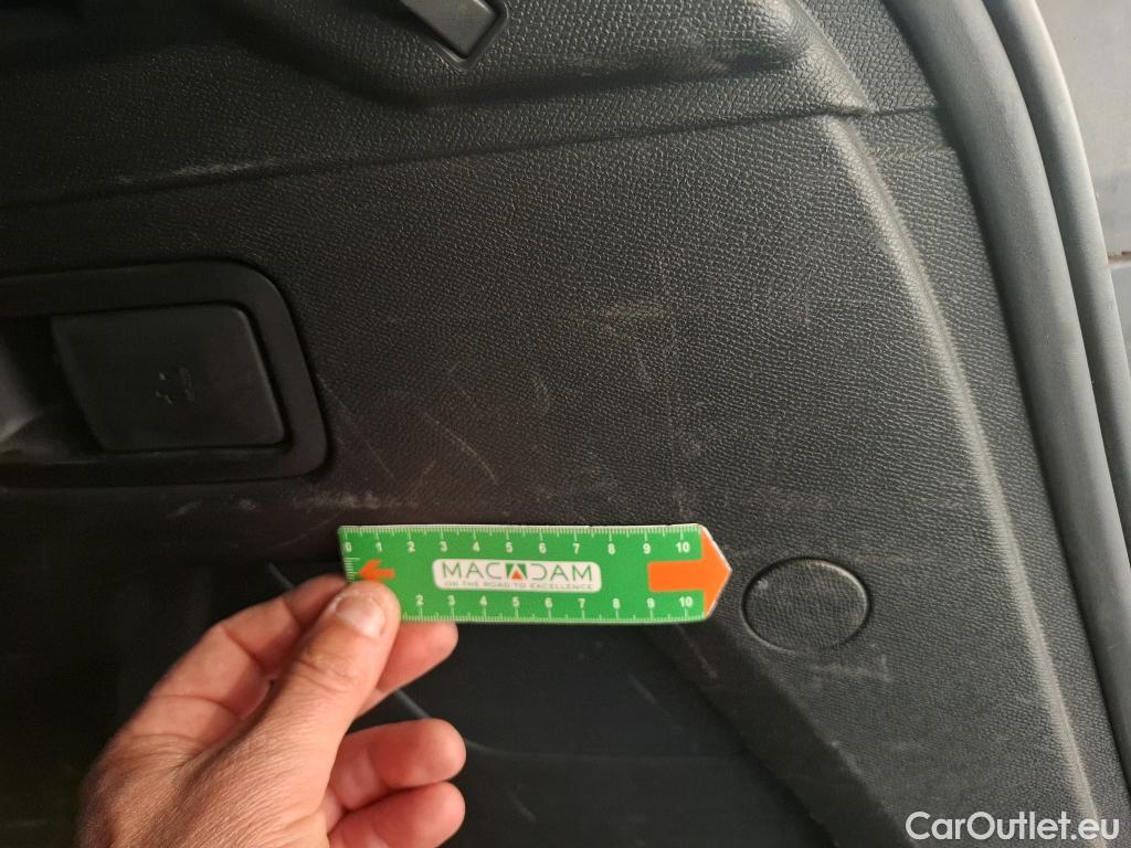  Peugeot  3008  Active Business 1.5 HDi 130CV BVA8 E6d #44