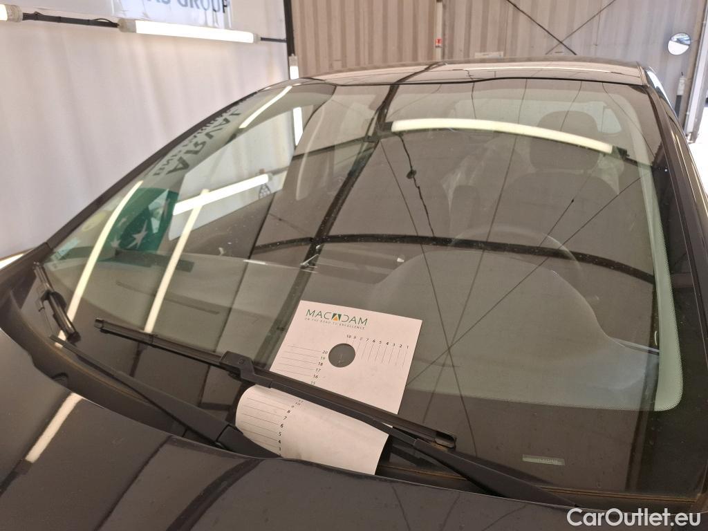  Peugeot  208 PEUGEOT  5p Berline BLUEHDI 100 ¤6.c S&S ACTIVE BUSINESS #17