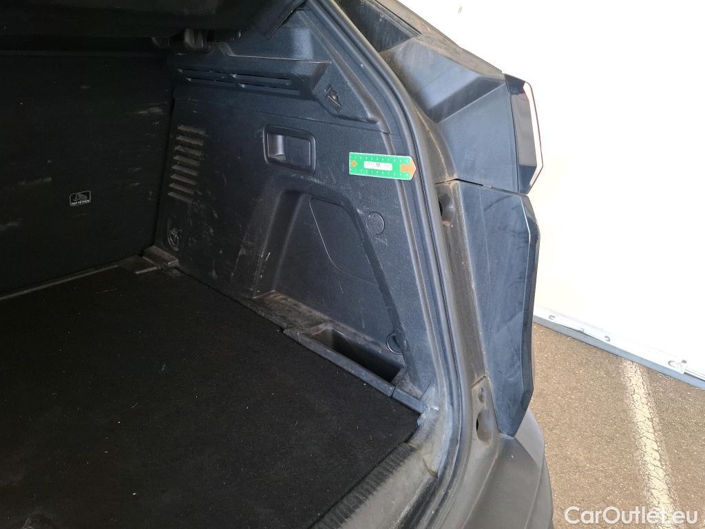  Peugeot  3008  Active Business 1.5 HDi 130CV BVA8 E6d #43