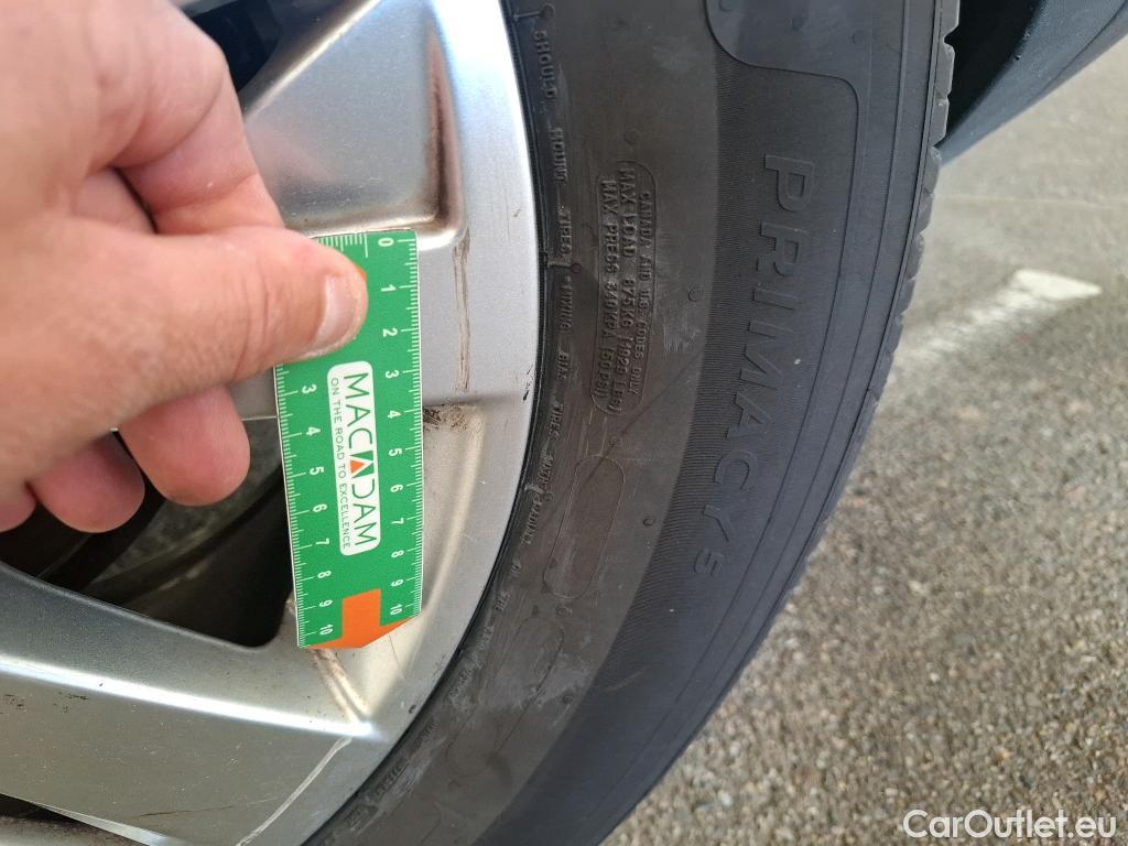  Peugeot  3008  Active Business 1.5 HDi 130CV BVA8 E6d #24