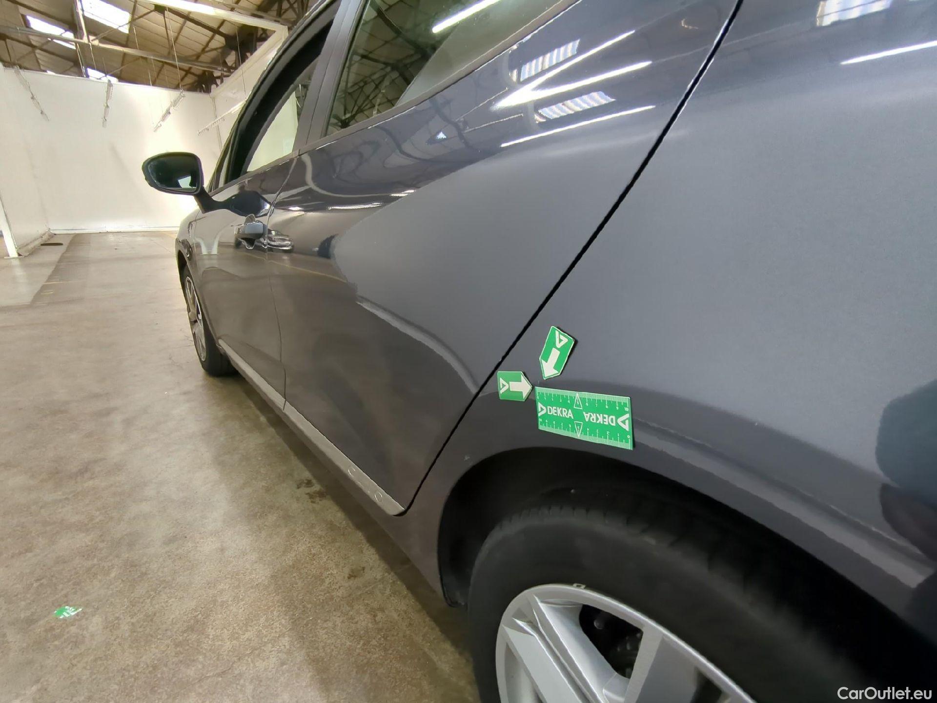  Renault  Clio  V Business 1.5 dCi 85CV BVM6 E6dT #18