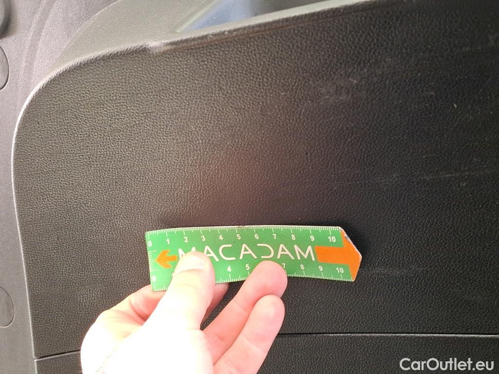  Renault  Captur  II Evolution 1.6 E-TECH Hybrid 145CV BVA6 E6d #12