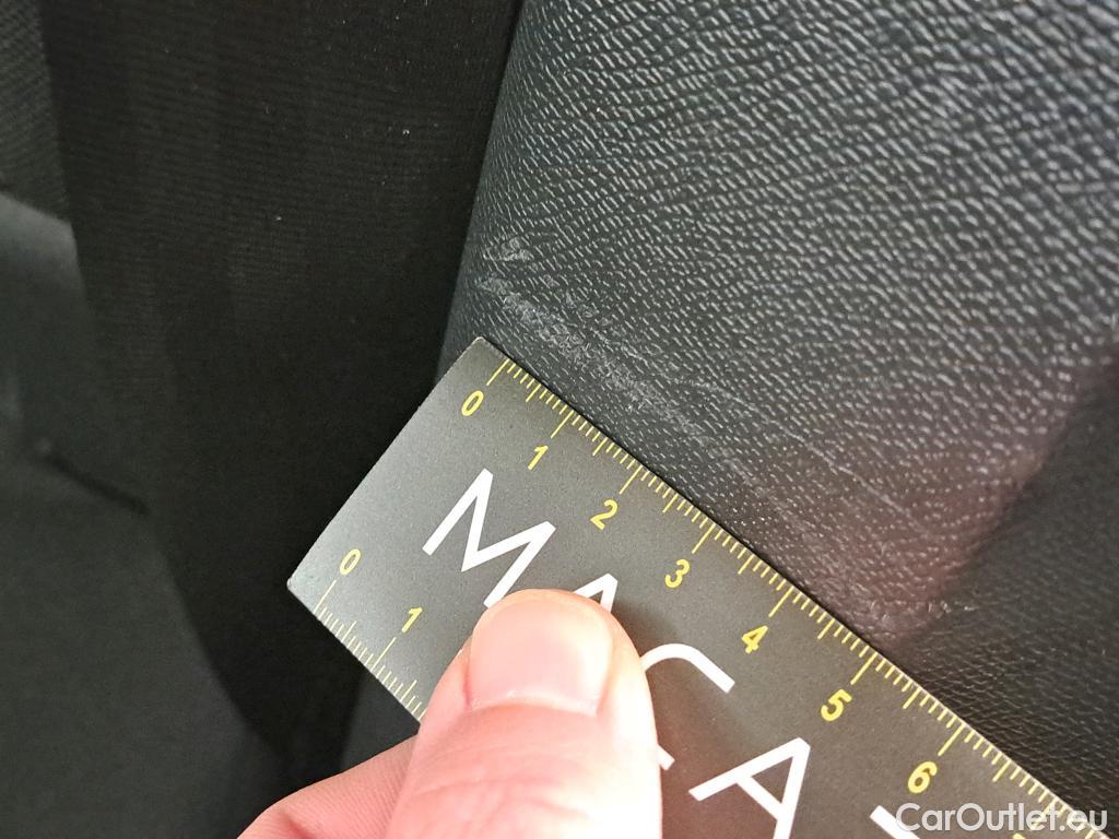  Peugeot  3008  Active Pack 1.5 HDi 130CV BVA8 E6d #15