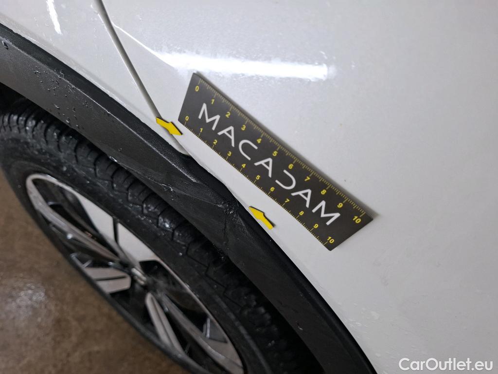  Volvo  XC 40 VOLVO XC40 / 2022 / 5P / SUV Recharge T5 262 DCT7 Plus #10