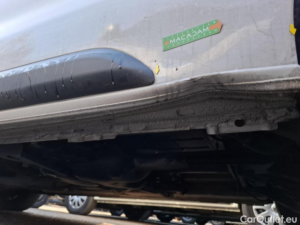  Peugeot  Expert  Fourgon Asphalt Standard 2.0 HDi 145CV BVM6 E6d #9