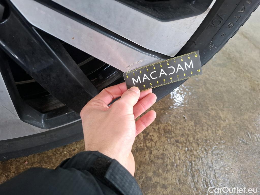  Volvo  XC 40 VOLVO XC40 / 2022 / 5P / SUV Recharge T5 262 DCT7 Plus #34