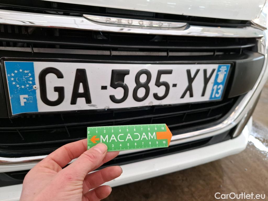  Peugeot  208  Affaire Premium Pack 1.5 HDi 100CV BVM5 E6dT #23