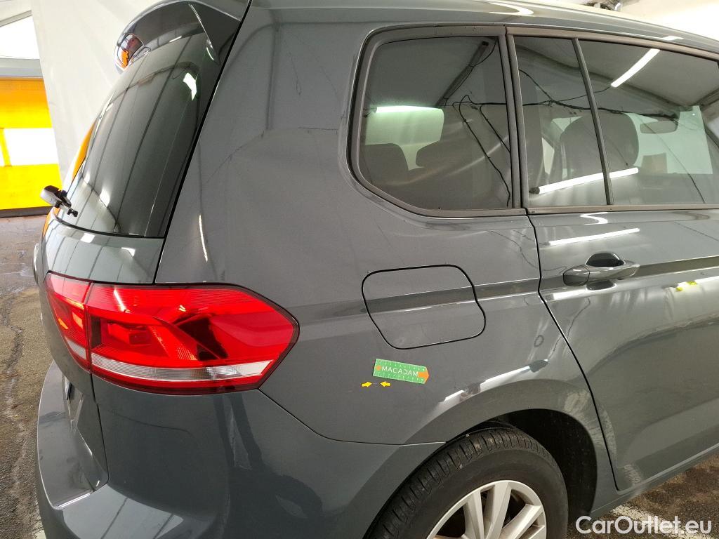  Volkswagen  Touran  Lounge Business BMT/Start-Stopp 2.0 TDI 150CV BVA7 E6d #20