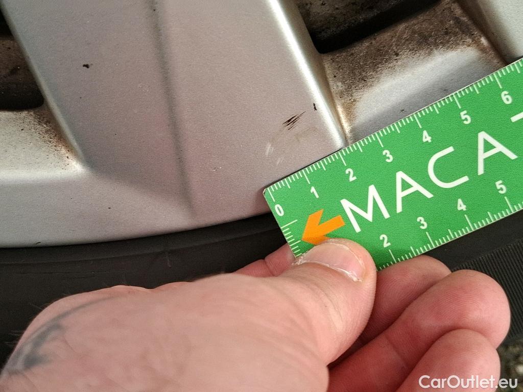  Volkswagen  Touran  Lounge Business BMT/Start-Stopp 2.0 TDI 150CV BVA7 E6d #12