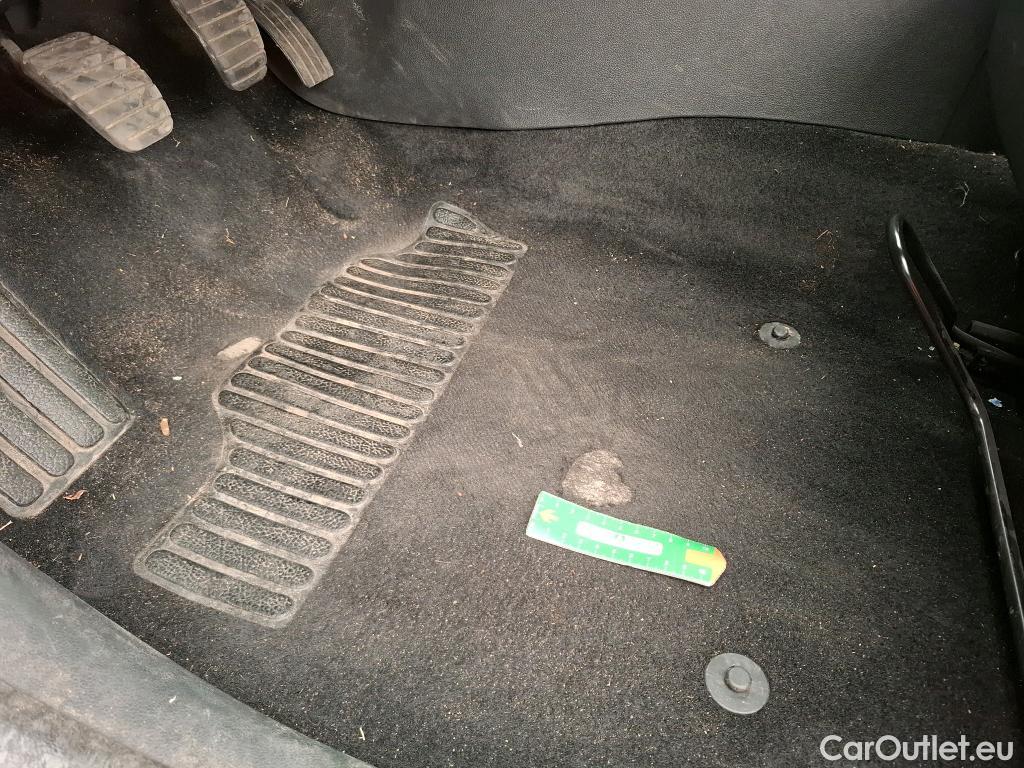  Renault  Clio  IV Air MediaNav 1.5 dCi 75CV BVM5 E6 #5