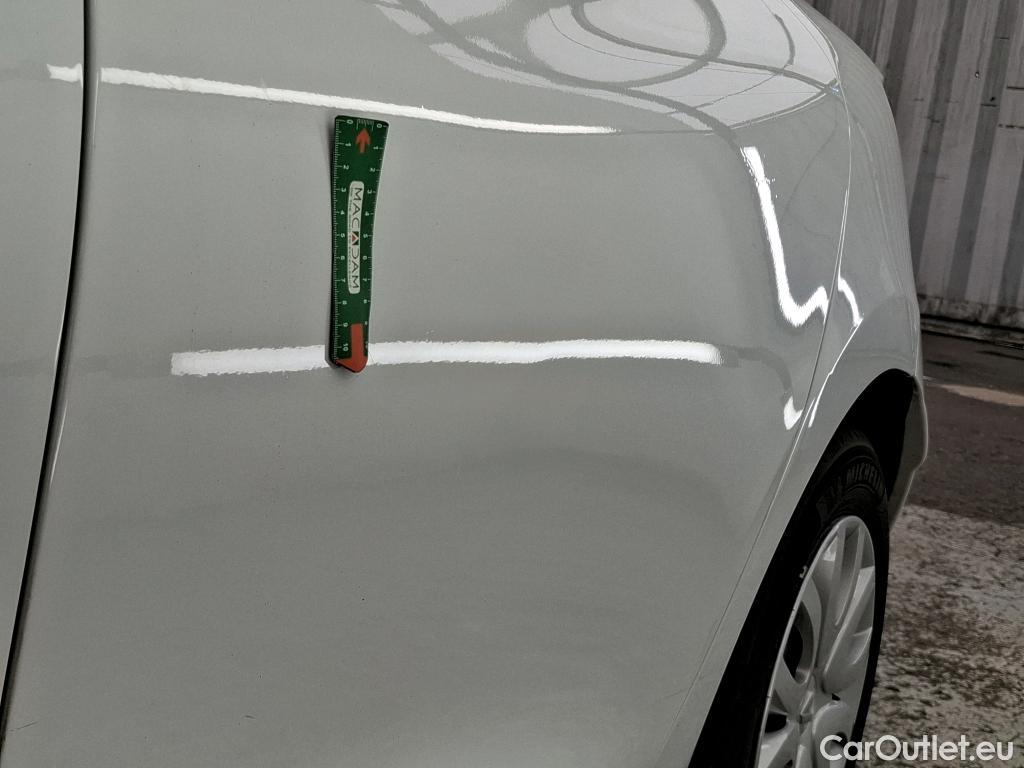  Renault  Clio  IV Air MediaNav 1.5 dCi 75CV BVM5 E6 #2