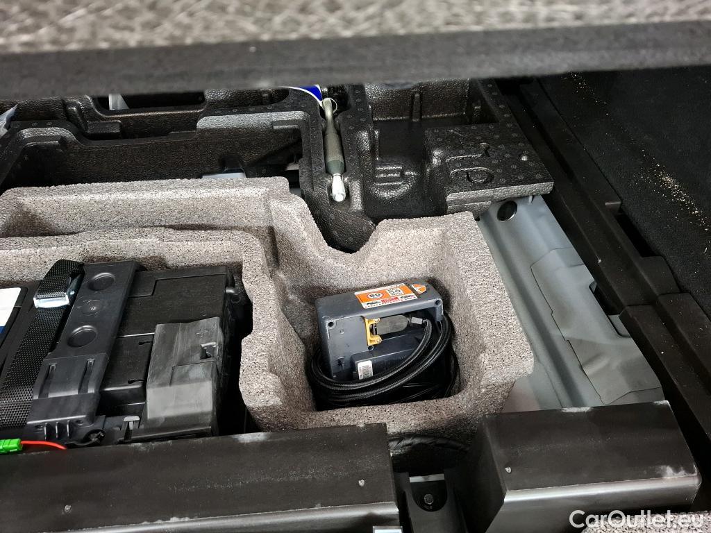  Volvo  XC60 VOLVO  / 2021 / 5P / SUV Recharge T6 350 GT 8 Plus Style Dark #24