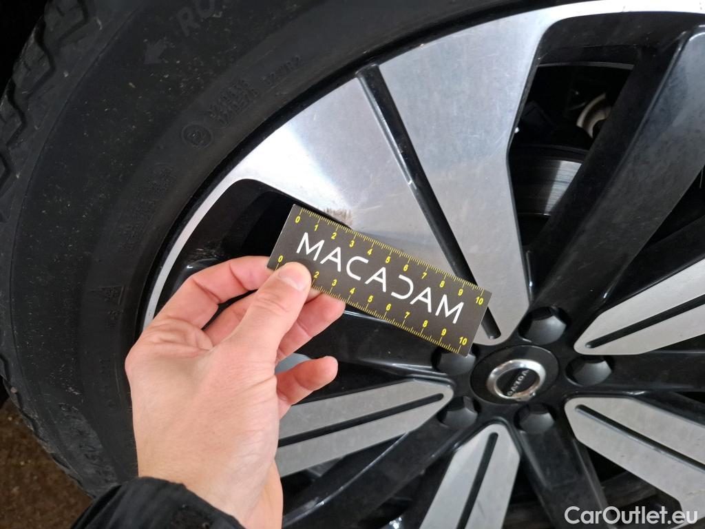  Volvo  XC 40 VOLVO XC40 / 2022 / 5P / SUV Recharge T5 262 DCT7 Plus #37