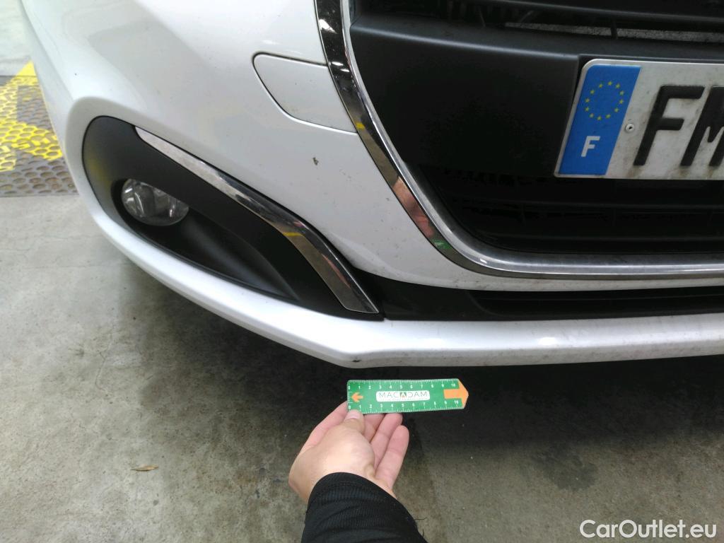  Peugeot  208  Affaire Premium Pack 1.5 HDi 100CV BVM5 E6dT #26