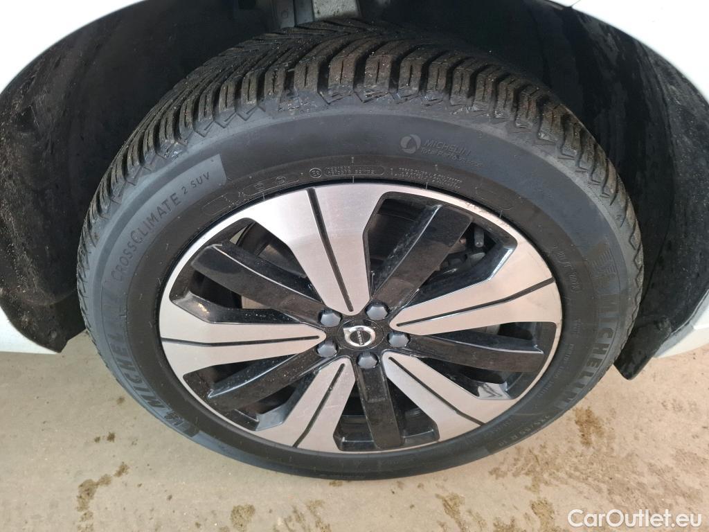  Volvo  XC60 VOLVO  / 2021 / 5P / SUV Recharge T6 350 GT 8 Plus Style Dark #1