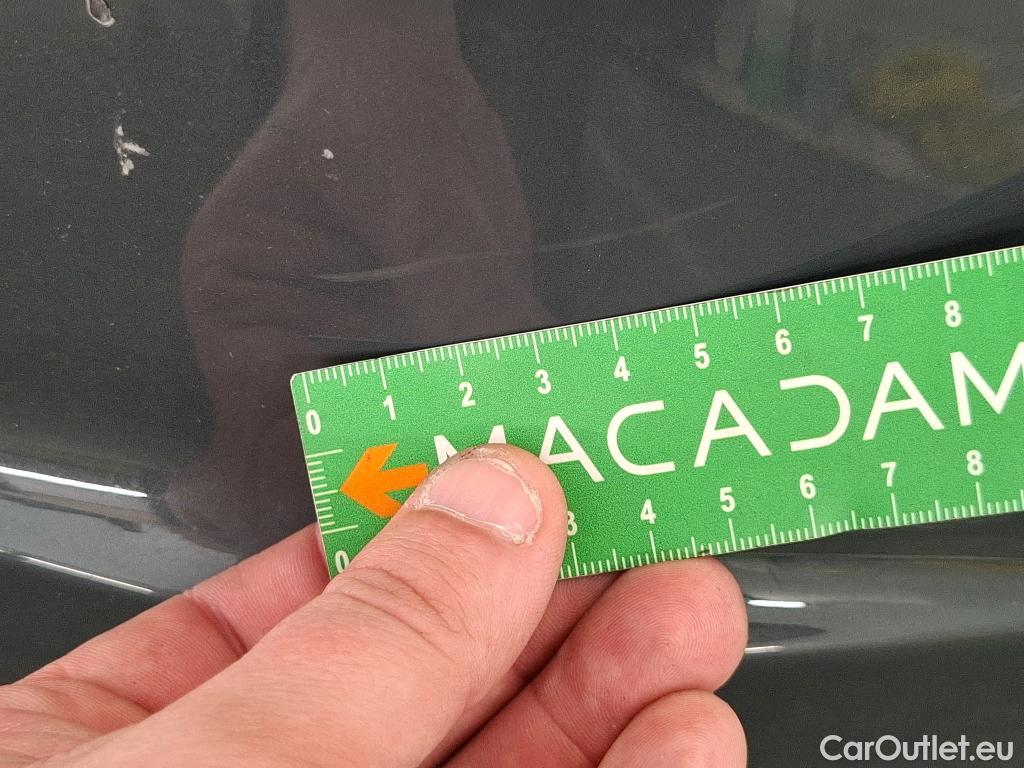  Volkswagen  Touran  Lounge Business BMT/Start-Stopp 2.0 TDI 150CV BVA7 E6d #19