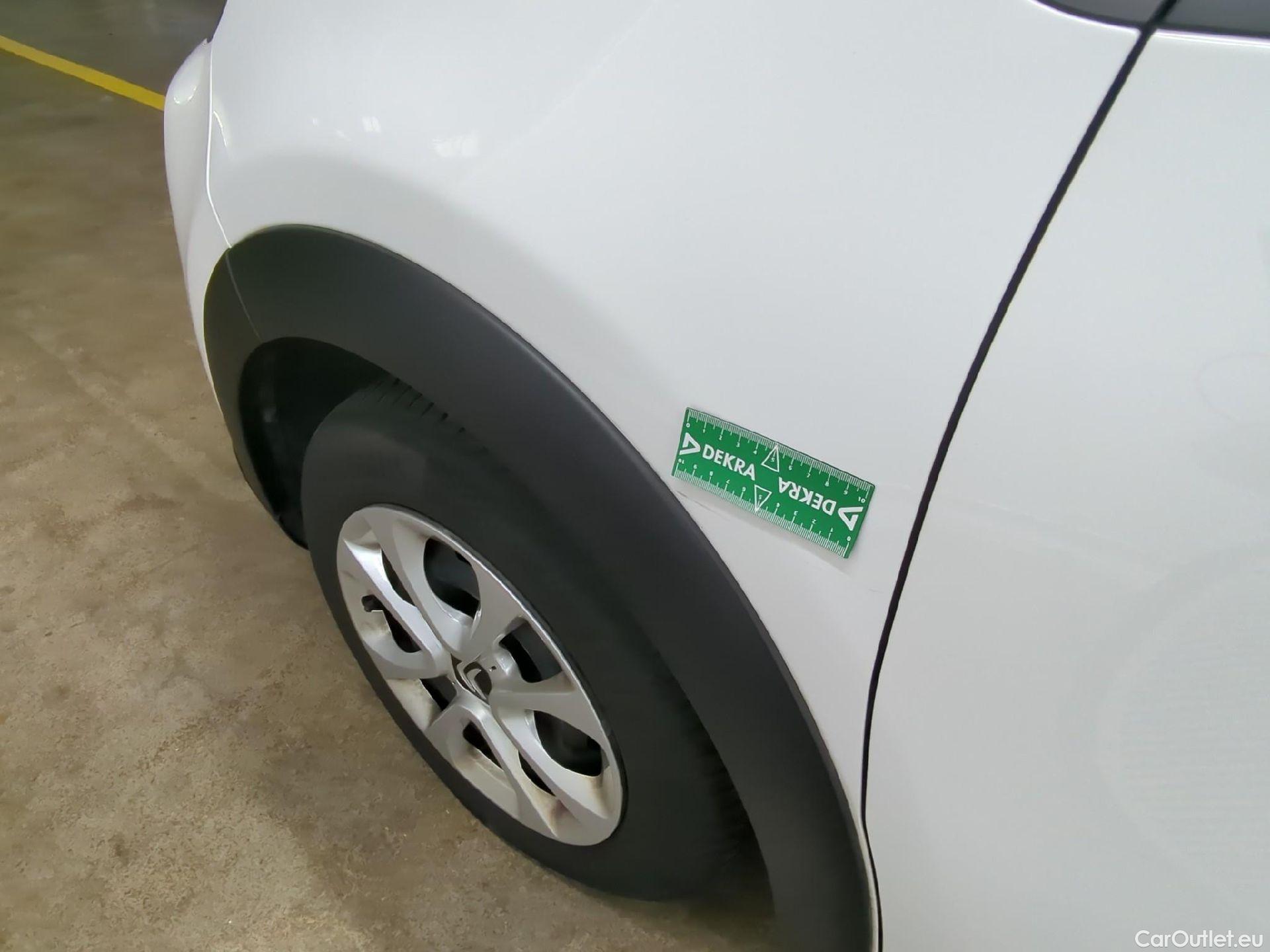  Citroen  C3  Société Feel Business R 1.5 BlueHDI 100CV BVM6 6E #10