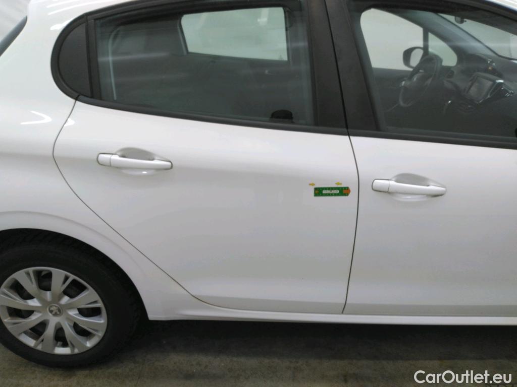  Peugeot  208  Affaire Premium Pack 1.5 HDi 100CV BVM5 E6dT #28