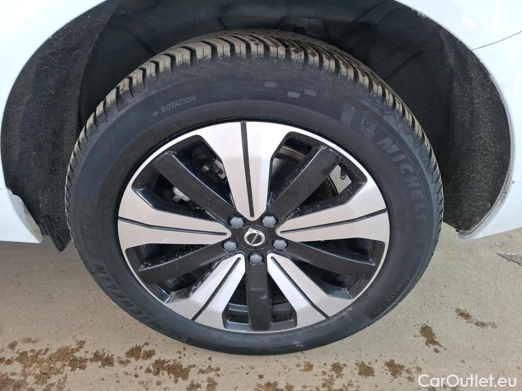  Volvo  XC60 VOLVO  / 2021 / 5P / SUV Recharge T6 350 GT 8 Plus Style Dark #26