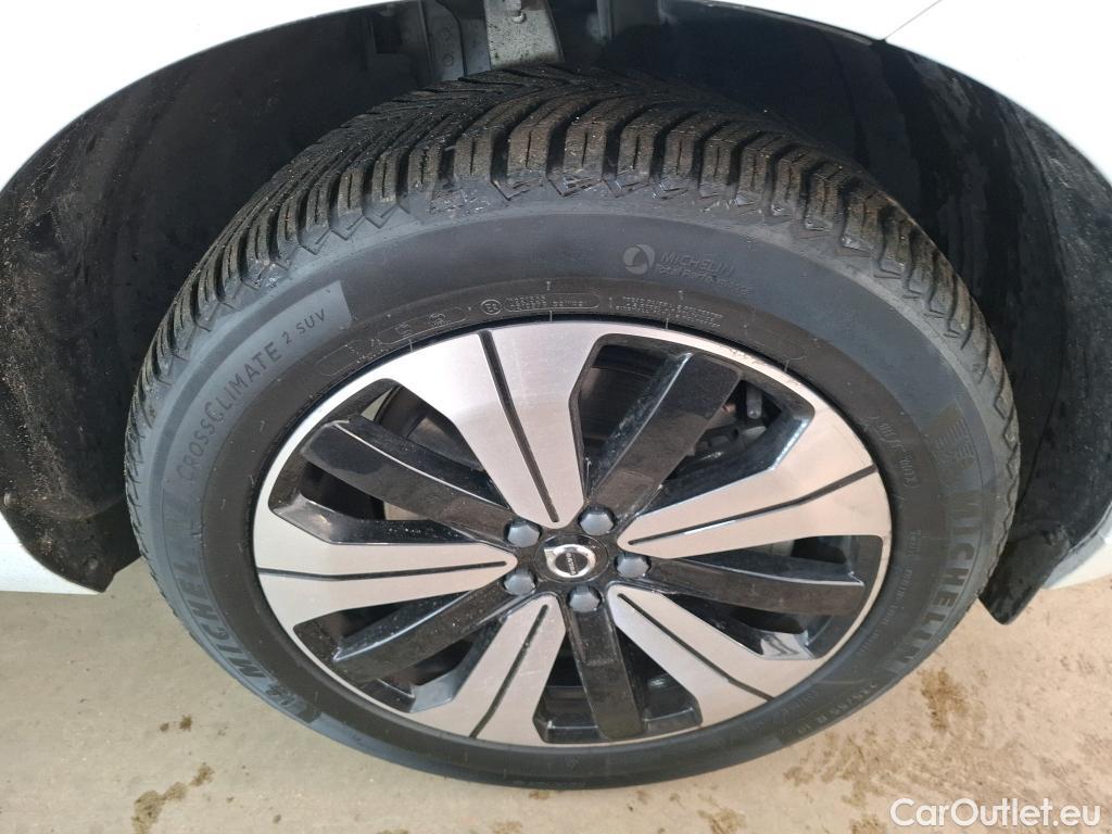  Volvo  XC60 VOLVO  / 2021 / 5P / SUV Recharge T6 350 GT 8 Plus Style Dark #33