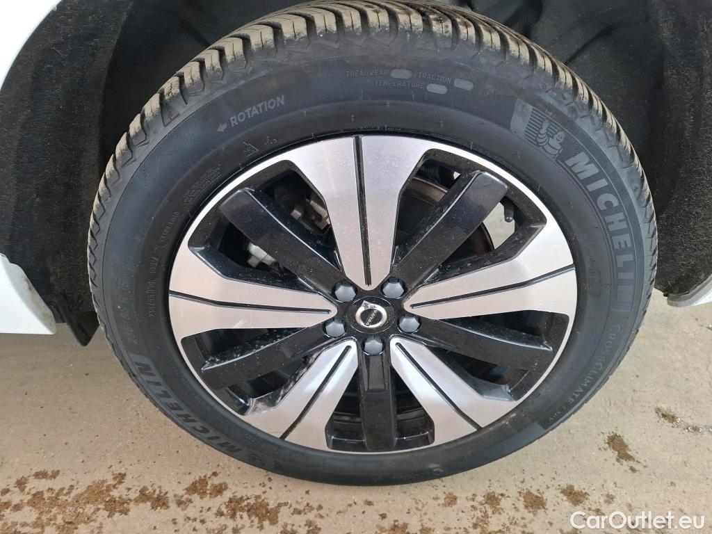  Volvo  XC60 VOLVO  / 2021 / 5P / SUV Recharge T6 350 GT 8 Plus Style Dark #30