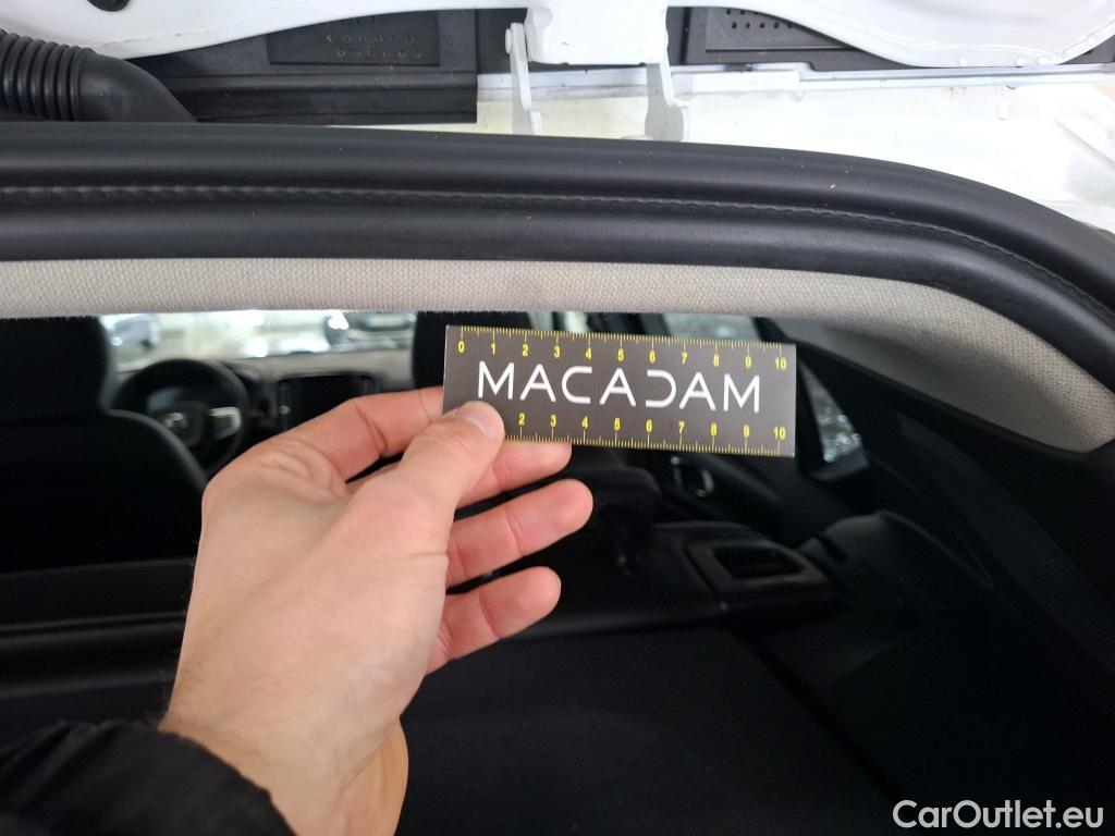  Volvo  XC 40 VOLVO XC40 / 2022 / 5P / SUV Recharge T5 262 DCT7 Plus #28