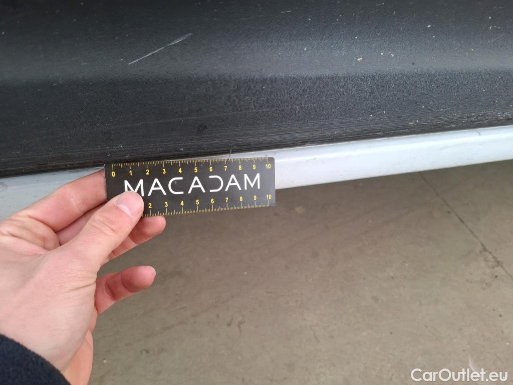  Renault  Kangoo RENAULT  / 2021 / 4P / Fourgonnette Extra - Blue dCi95 Sésame Ouvre Toi #119