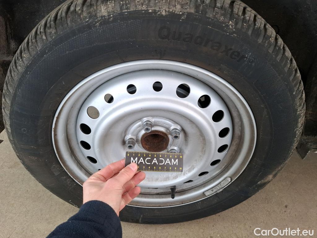  Renault  Kangoo RENAULT  / 2021 / 4P / Fourgonnette Extra - Blue dCi95 Sésame Ouvre Toi #70