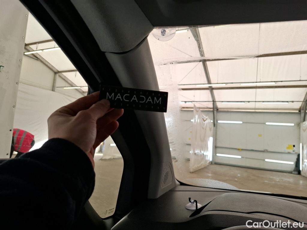  Renault  Kangoo RENAULT  / 2021 / 4P / Fourgonnette Extra - Blue dCi95 Sésame Ouvre Toi #84