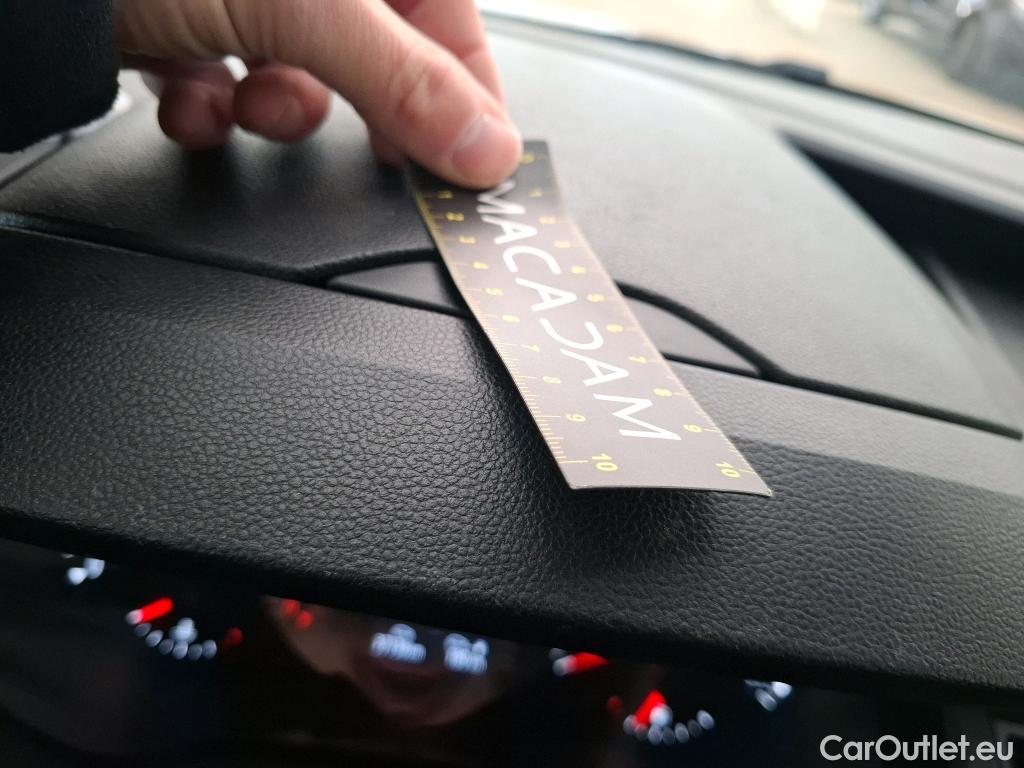  Renault  Kangoo RENAULT  / 2021 / 4P / Fourgonnette Extra - Blue dCi95 Sésame Ouvre Toi #129