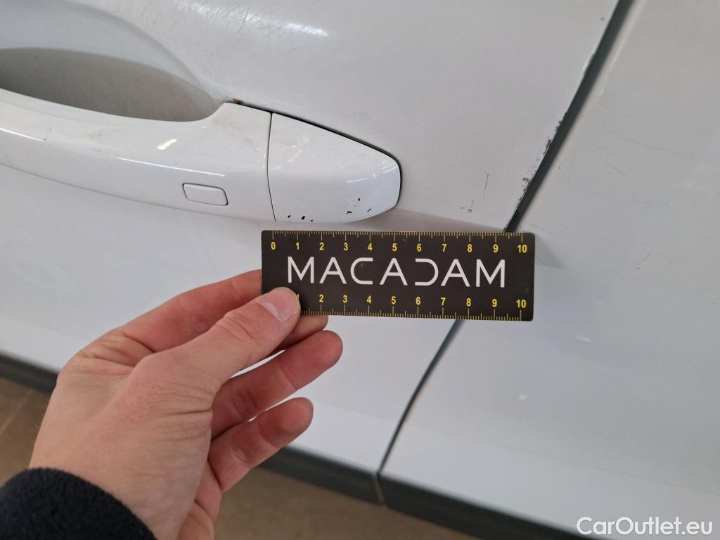  Renault  Kangoo RENAULT  / 2021 / 4P / Fourgonnette Extra - Blue dCi95 Sésame Ouvre Toi #93