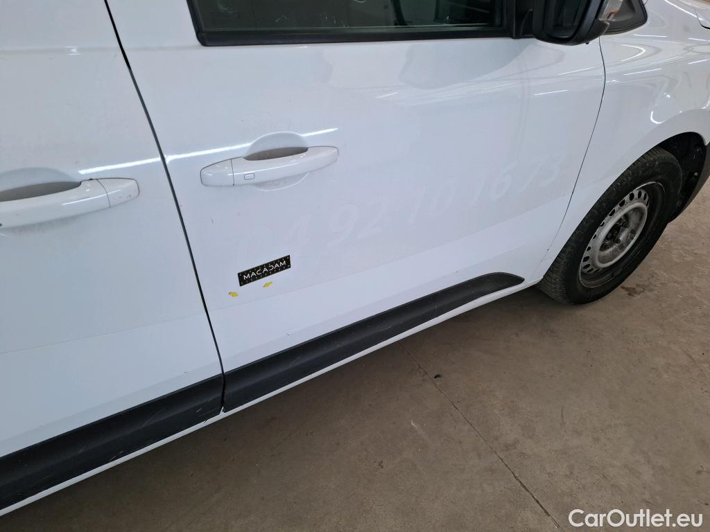  Renault  Kangoo RENAULT  / 2021 / 4P / Fourgonnette Extra - Blue dCi95 Sésame Ouvre Toi #107