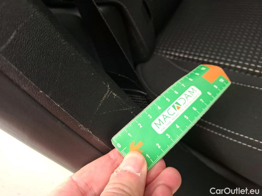  Peugeot  208  Allure Business 1.2 PureTech 110CV BVM6 E6dT #12