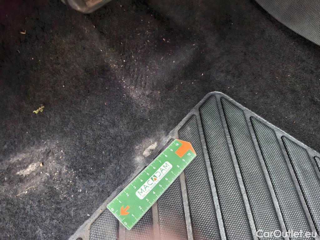  Peugeot  3008  Allure Pack 1.2 PureTech 130CV BVM6 E6d #24