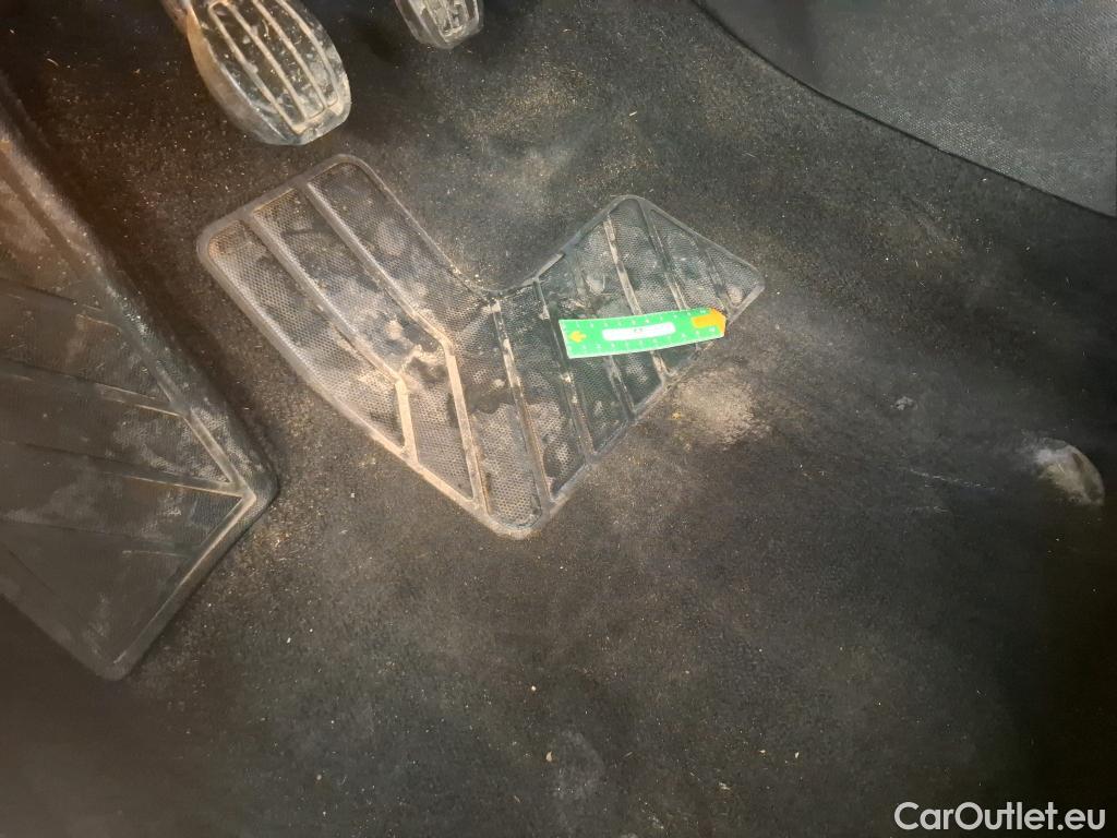  Peugeot  308  SW Allure 1.2 PureTech 110CV BVM6 E6d #14