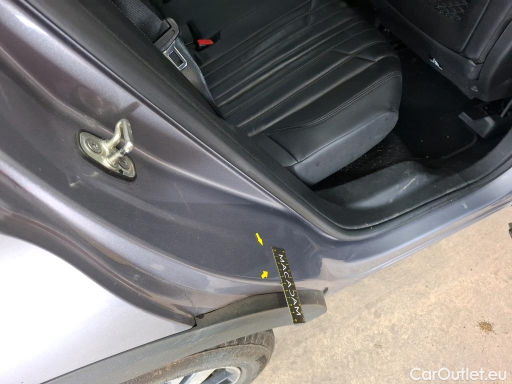  Peugeot  3008  Allure Business 1.2 PureTech 130CV BVM6 E6d #35