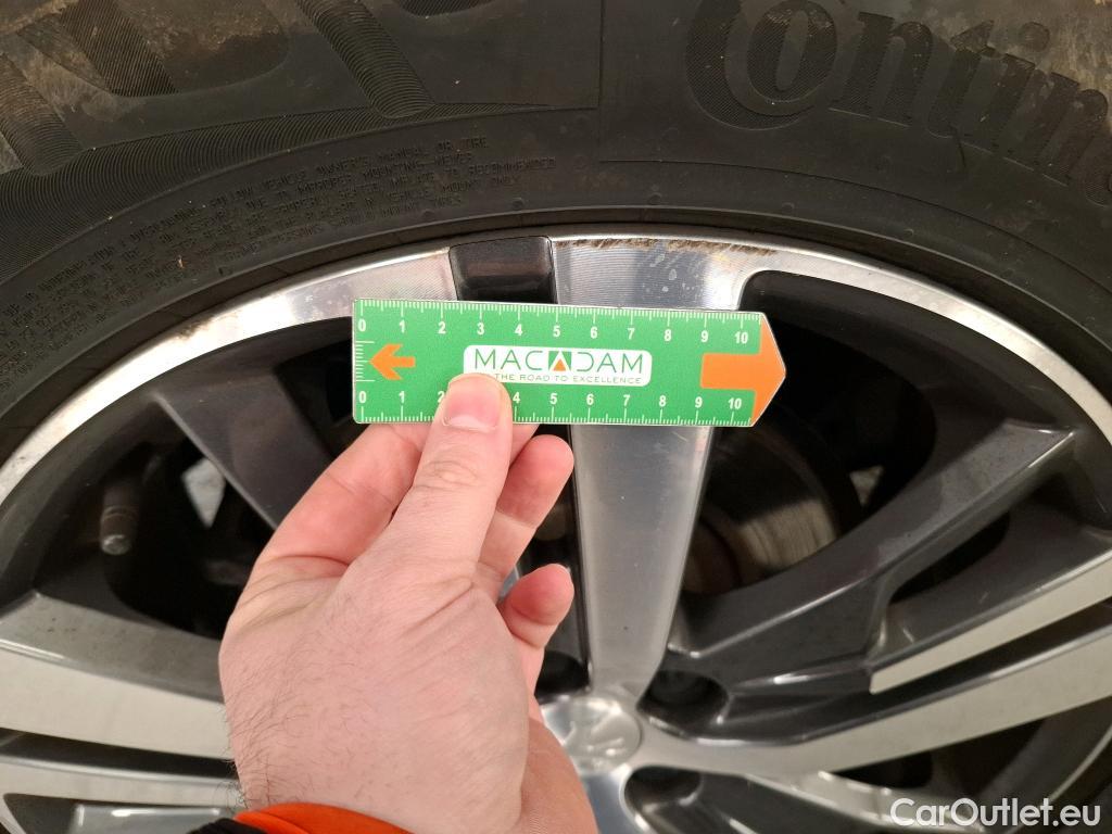  Peugeot  3008  Allure Pack 1.2 PureTech 130CV BVM6 E6d #39