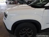  Jeep  Avenger JEEP  / 2022 / 5P / SUV 1.2 TURBO LONGITUDE #75