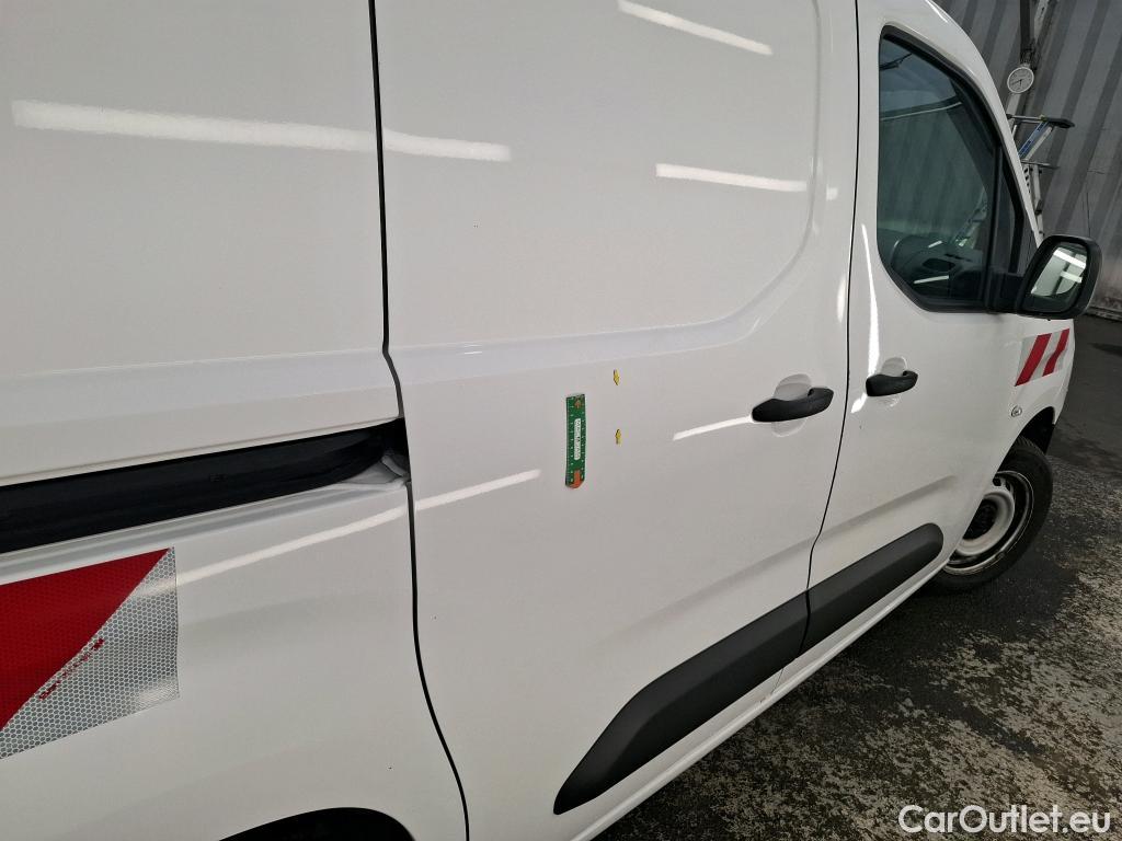  Peugeot  Partner  Premium L1 1.2 PureTech 110CV BVM6 E6d #17