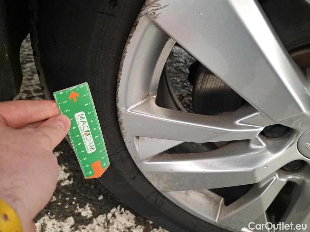  Peugeot  3008  II Active Pack 1.2 PureTech 130CV BVA8 E6d #26