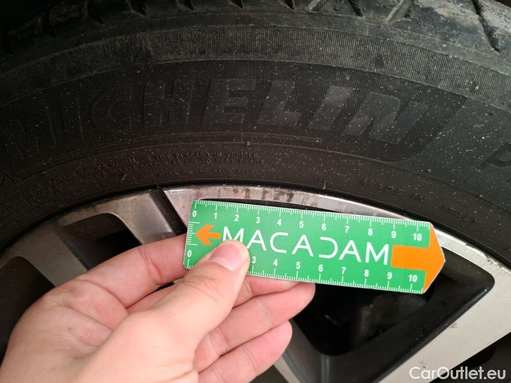  Peugeot  208  Allure Business 1.2 PureTech 100CV BVM6 E6d #10