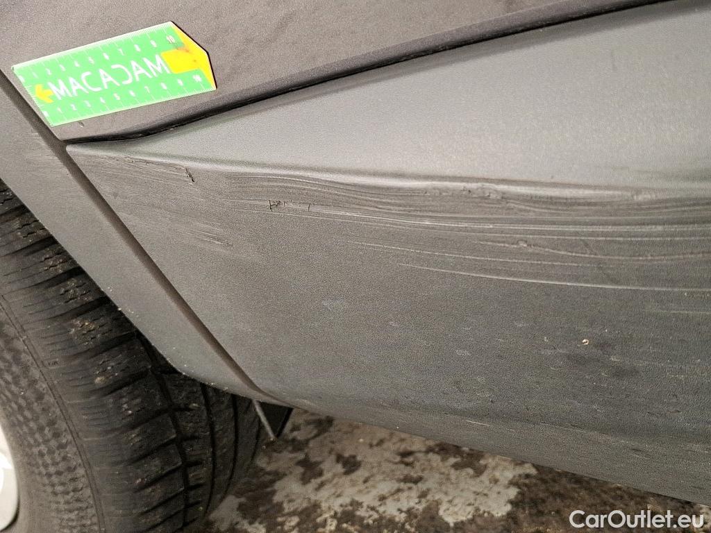  Peugeot  3008  II Active Pack 1.2 PureTech 130CV BVA8 E6d #18