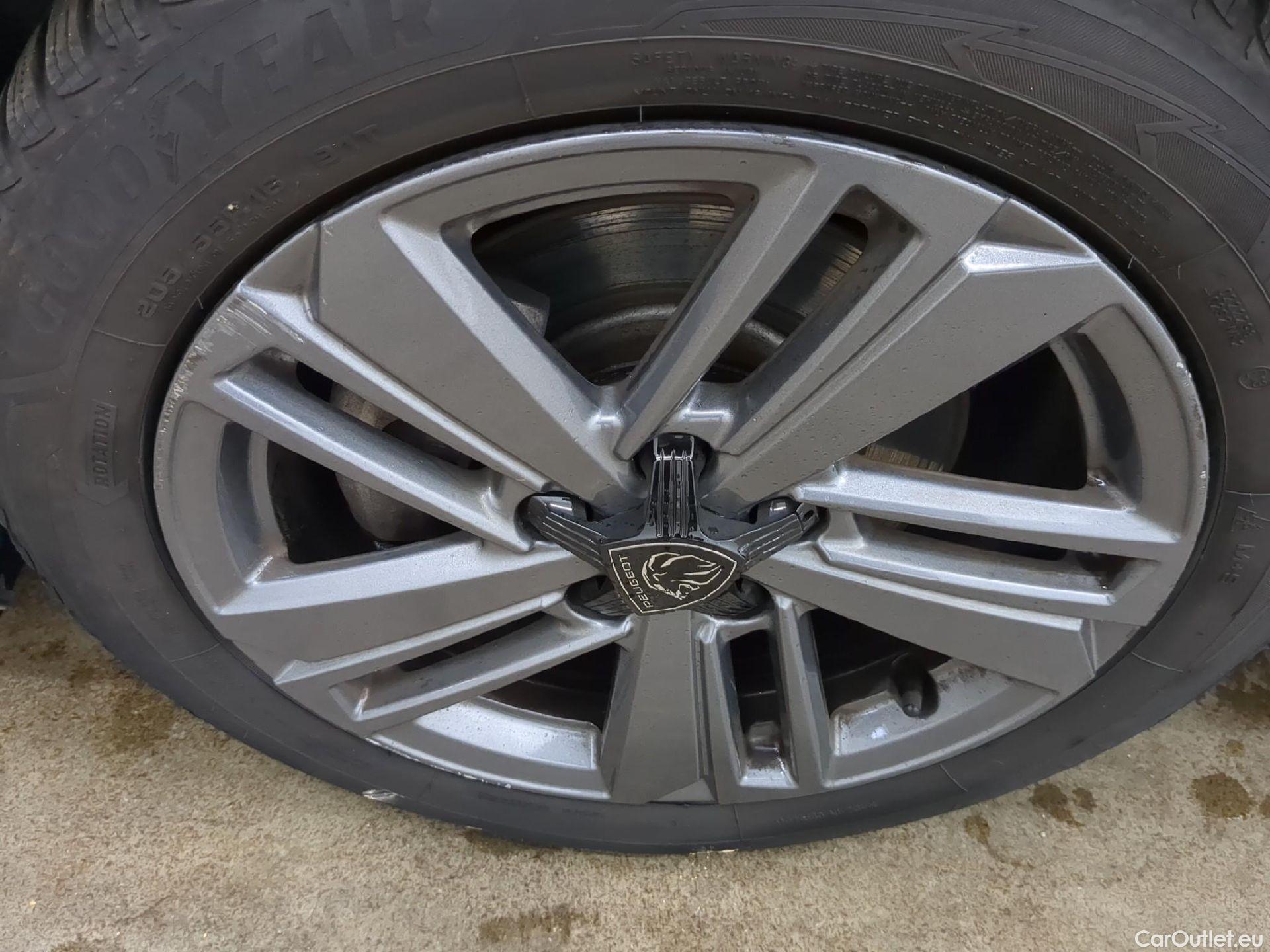  Peugeot  308  Active Pack 1.2 PureTech 130CV BVA8 E6d #14